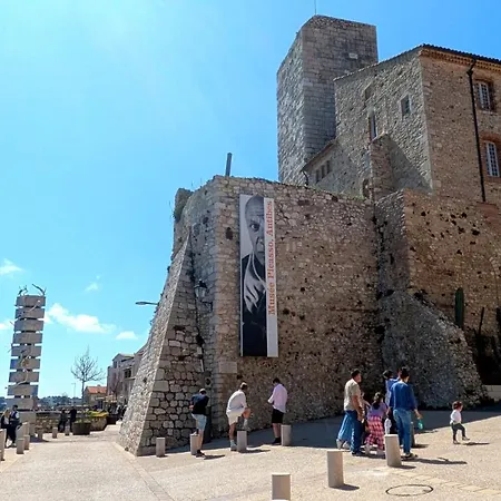 La Perle D'antibes And Port 300 M Away アンティーブ